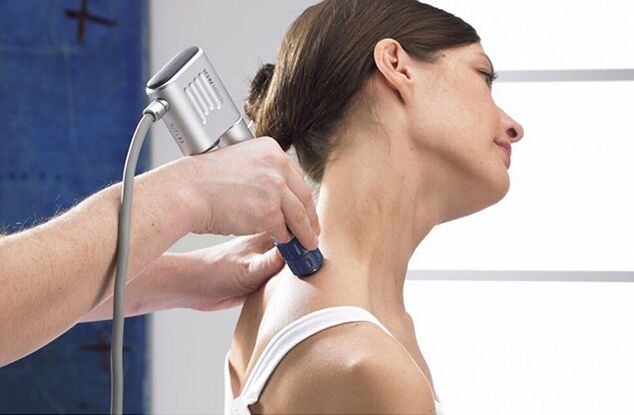 Shock wave therapy alang sa osteochondrosis sa cervical spine